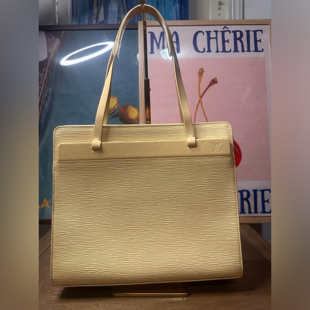 LOUIS VUITTON Croisette PM Shoulder Bag Epi Leather Vanilla